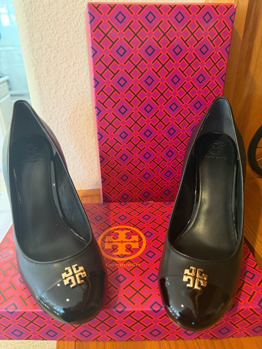 Tory Burch Jolie 85mm Closed Toe Wedge - Black Leather (Women)